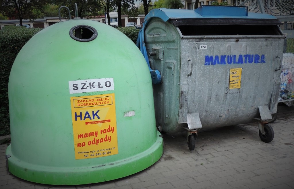 Zapłacimy więcej za odbiór odpadów komunalnych (fot. Ola Zrobek)